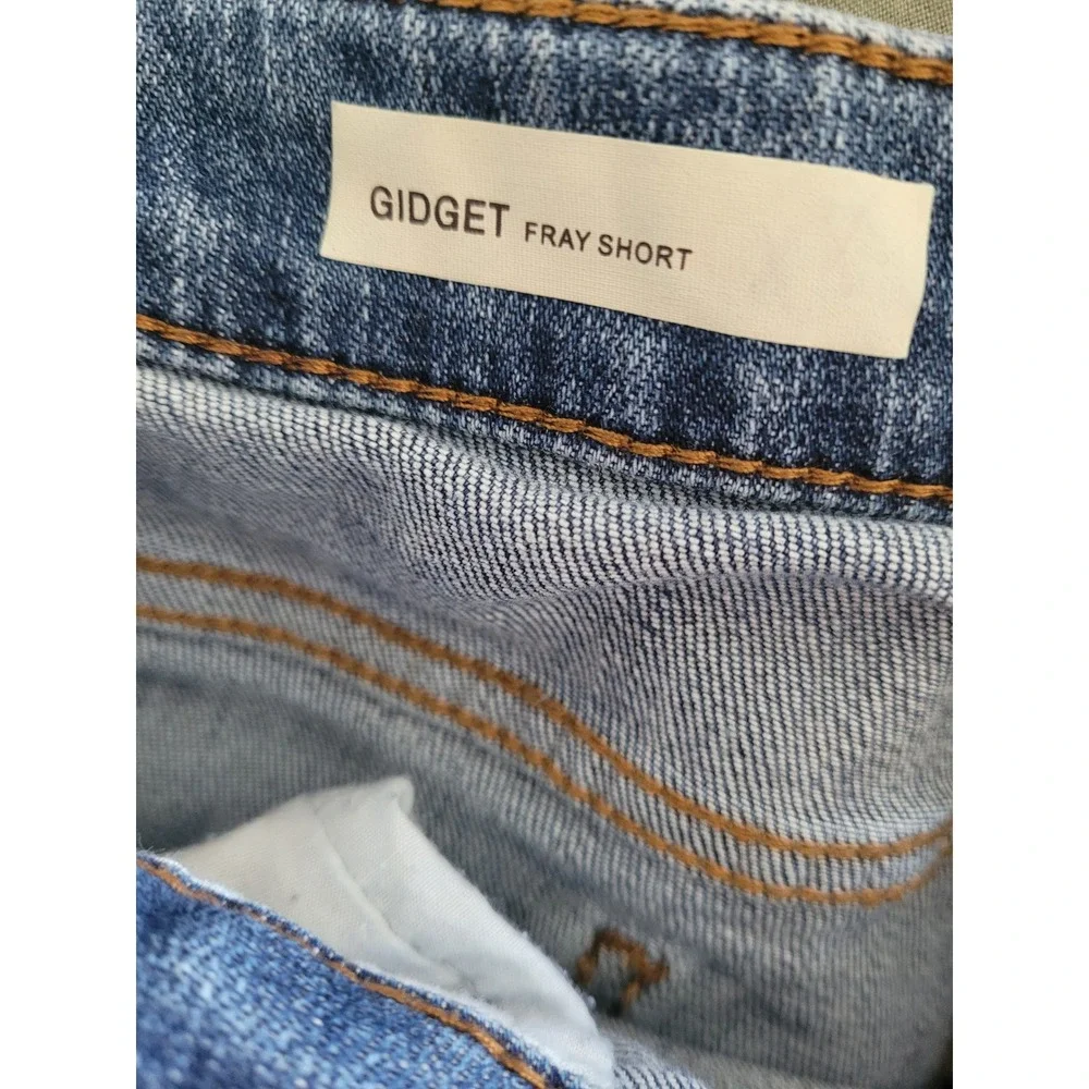 Kut‎ from the Kloth Gidget Fray Short Medium Wash Denim Blue 14 Raw Hem #24